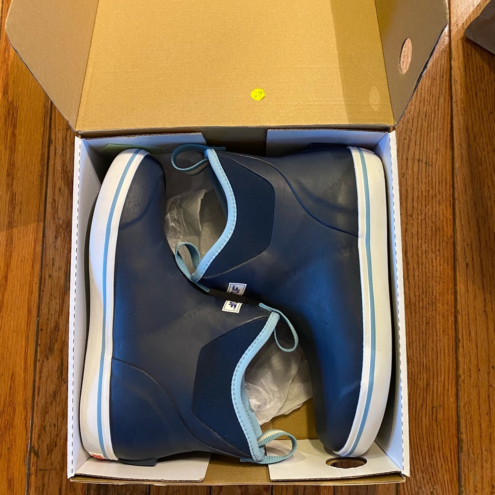 Women’s Ankle Deck Boots. XtraTuf.